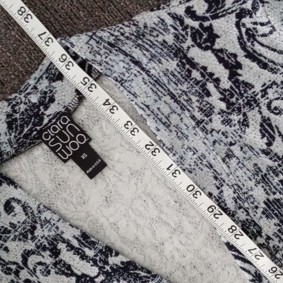 🆕️ 💙HTF Clara Sunwoo💙 - Blue/Gray Scroll Filigree Open Front Cardigan Jacket - Picture 14 of 15